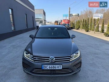 Авто Volkswagen Touareg 2016 № 8576110
