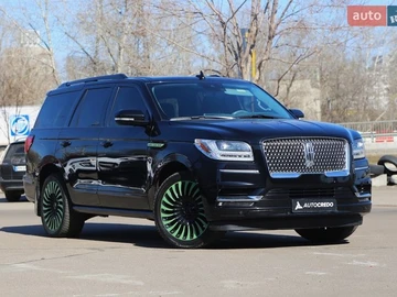Авто Lincoln Navigator 2019 № 8576128