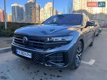 Авто Volkswagen Touareg 2023 № 8576132