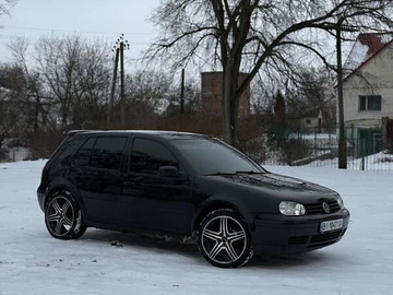 Авто Volkswagen Golf 2002 № 8576228