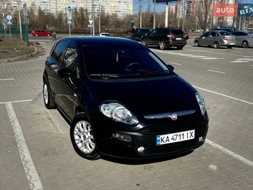 Авто Fiat Grande Punto 2011 № 8576245