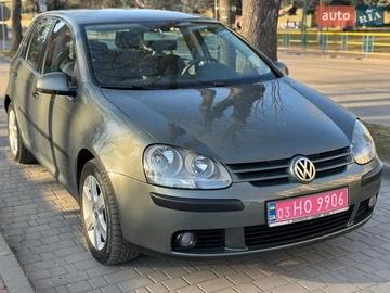 Авто Volkswagen Golf 2004 № 8576569