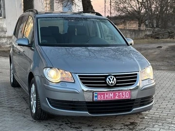 Авто Volkswagen Touran 2009 № 8576637