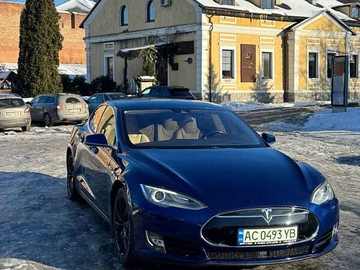 Авто Tesla Model S 2015 № 8576833