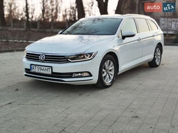 Авто Volkswagen Passat 2018 № 8576895