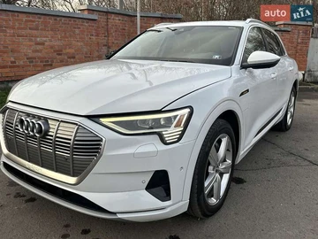 Авто Audi E-Tron 2019 № 8577046
