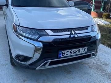 Авто Mitsubishi Outlander 2020 № 8577105