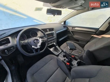 Авто Volkswagen Golf 2016 № 8577141