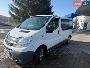 Авто Opel Vivaro 2010 № 8577143
