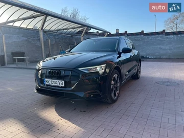 Авто Audi E-Tron 2021 № 8577242