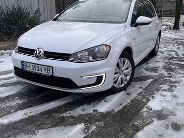 Авто Volkswagen E-Golf 2014 № 8577277