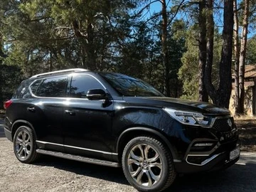 Авто SsangYong Rexton 2017 № 8577416