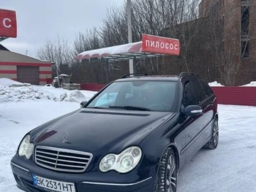 Авто Mercedes C-Class 2004 № 8577455