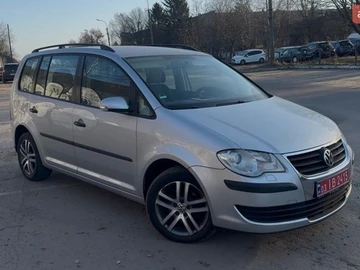 Авто Volkswagen Touran 2008 № 8577474