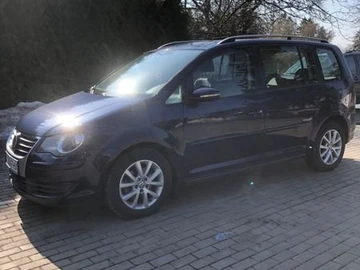 Авто Volkswagen Touran 2010 № 8577483