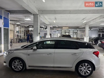 Авто Citroen Ds5 2013 № 8577517