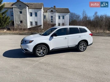 Авто Mitsubishi Outlander 2016 № 8577627