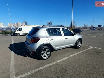 Авто Renault Sandero Stepway 2021 № 8578000