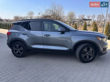 Авто Volvo Xc40 2018 № 8578047