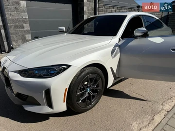 Авто BMW I4 2022 № 8578211