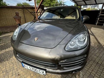 Авто Porsche Cayenne 2012 № 8578704