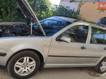 Авто Volkswagen Golf 2002 № 8578855