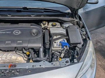 Авто Opel Astra 2011 № 8579191