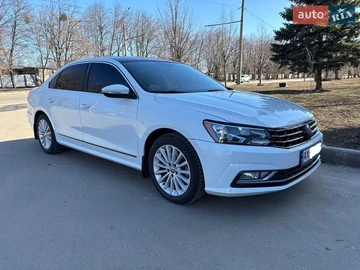 Авто Volkswagen Passat 2016 № 8579520
