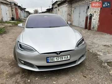 Авто Tesla Model S 2017 № 8579551