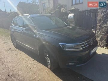 Авто Volkswagen Tiguan 2017 № 8579576