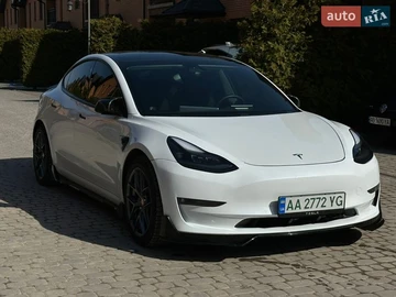 Авто Tesla Model 3 2021 № 8579590