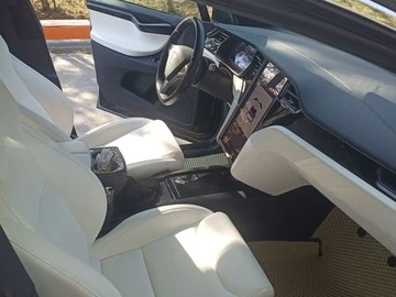 Авто Tesla Model X 2020 № 8579616