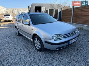 Авто Volkswagen Golf 2002 № 8579955
