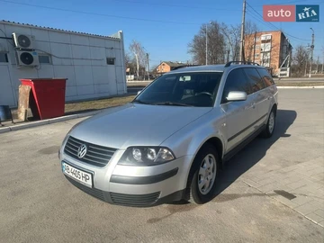 Авто Volkswagen Passat 2001 № 8579990