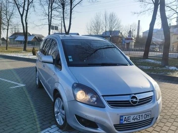 Авто Opel Zafira 2010 № 8580001