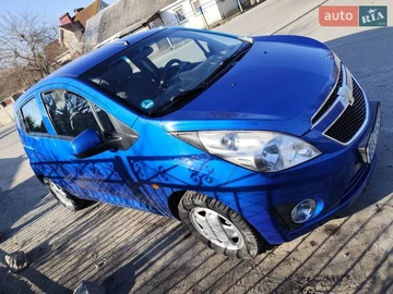 Авто Chevrolet Spark 2010 № 8580009