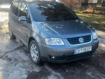 Авто Volkswagen Touran 2005 № 8580023