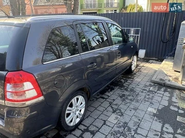 Авто Opel Zafira 2013 № 8580048
