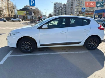 Авто Renault Megane 2010 № 8580060