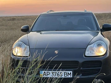 Авто Porsche Cayenne 2006 № 8580092