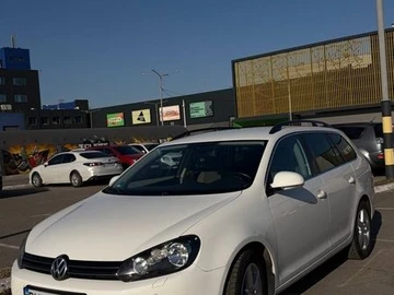 Авто Volkswagen Golf 2010 № 8580358