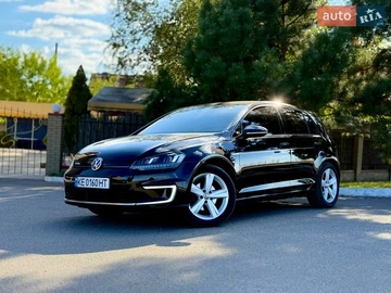 Авто Volkswagen E-Golf 2015 № 8580443