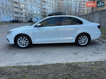 Авто Volkswagen Jetta 2016 № 8580465