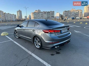 Авто Hyundai Elantra 2016 № 8580500