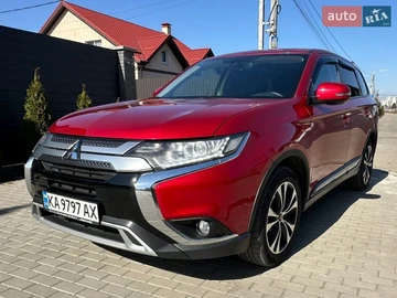 Авто Mitsubishi Outlander 2021 № 8580845