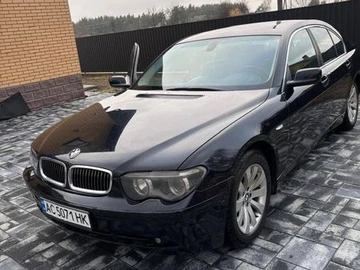 Авто BMW 7 Series 2003 № 8581364