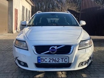 Авто Volvo V50 2011 № 8581398