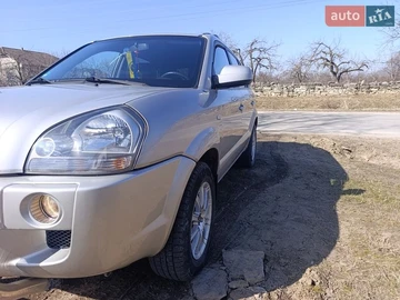 Авто Hyundai Tucson 2006 № 8581403
