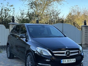 Авто Mercedes B-Class 2016 № 8581611