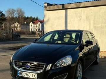 Авто Volvo V60 2011 № 8581653